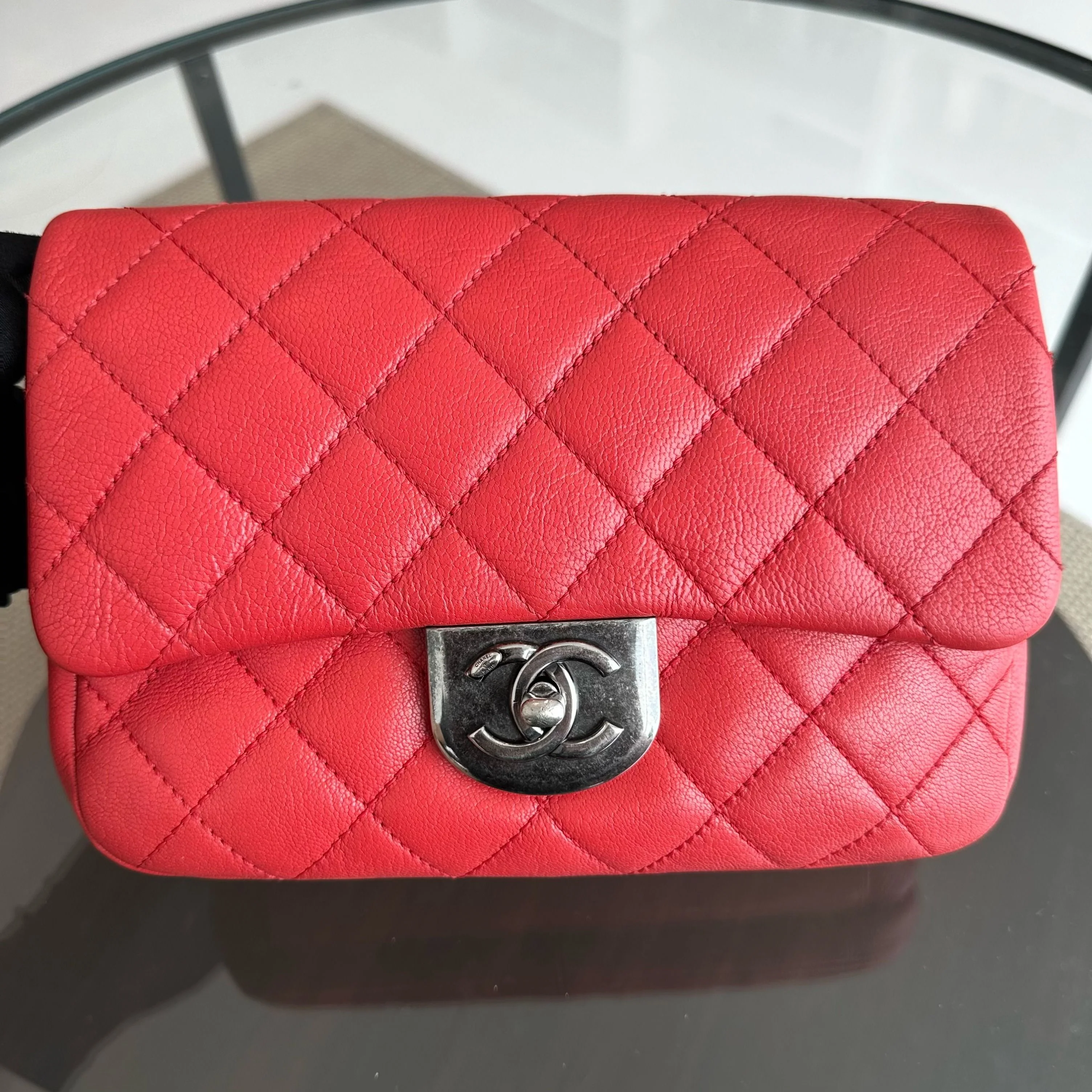 Chanel 2016 Seasonal Flap Two Way Quilted Grained Calfskin Red No 21 - Best Luxury Designers