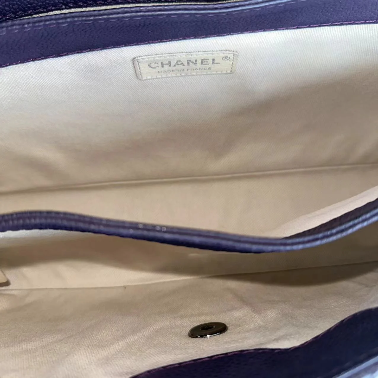 Chanel Caviar Quilted Jumbo Matelasse Seasonal Flap Quilted Calfskin SHW No 16 - Best Luxury Designers