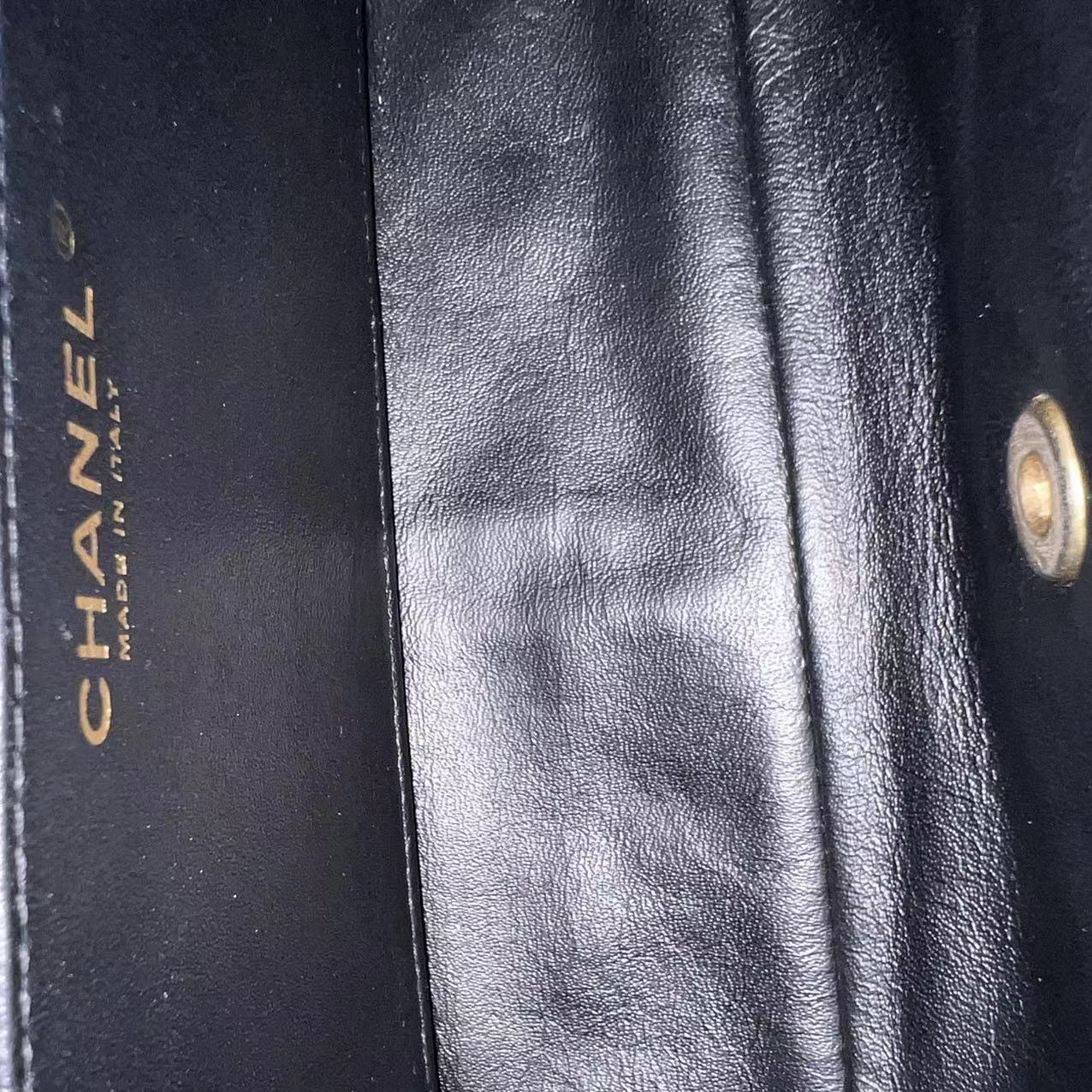 Chanel Caviar Seasonal Flap Two Tone Quilted Grained Calfskin Golden Hardware Series 21 - Best Luxury Designers