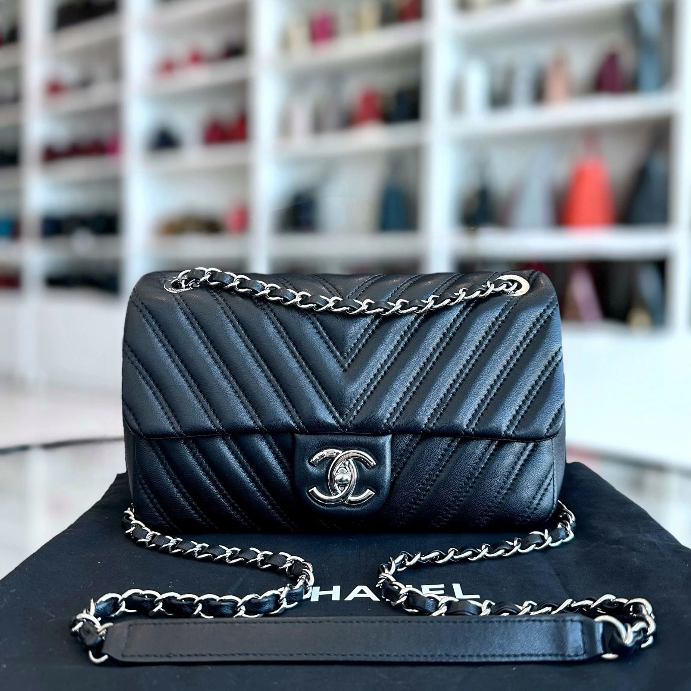 Chanel Chevron Medium 26CM Classic Seasonal Flap Lambskin Black SHW No 20 - Best Luxury Designers