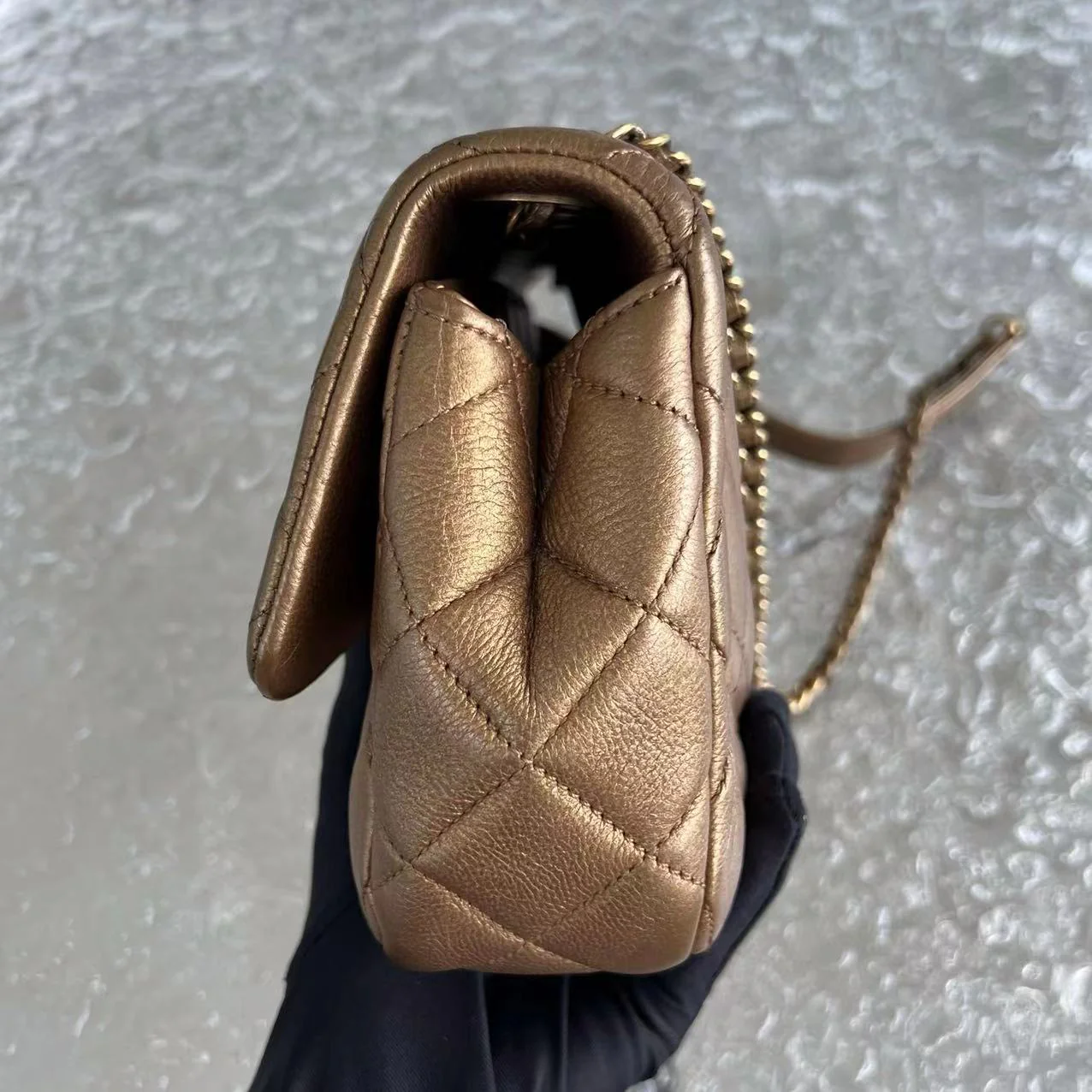 Chanel Classic Flap Seasonal Flap Medium 25CM Quilted Calfskin Bronze Golden Hardware Series 21 - Best Luxury Designers