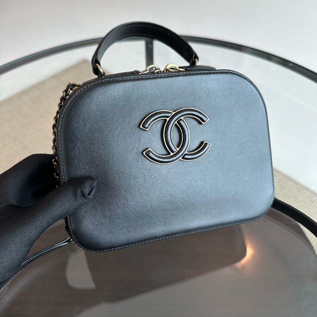 Chanel Coco Curve Vanity Case Calfskin Black GHW No 23 - Best Luxury Designers