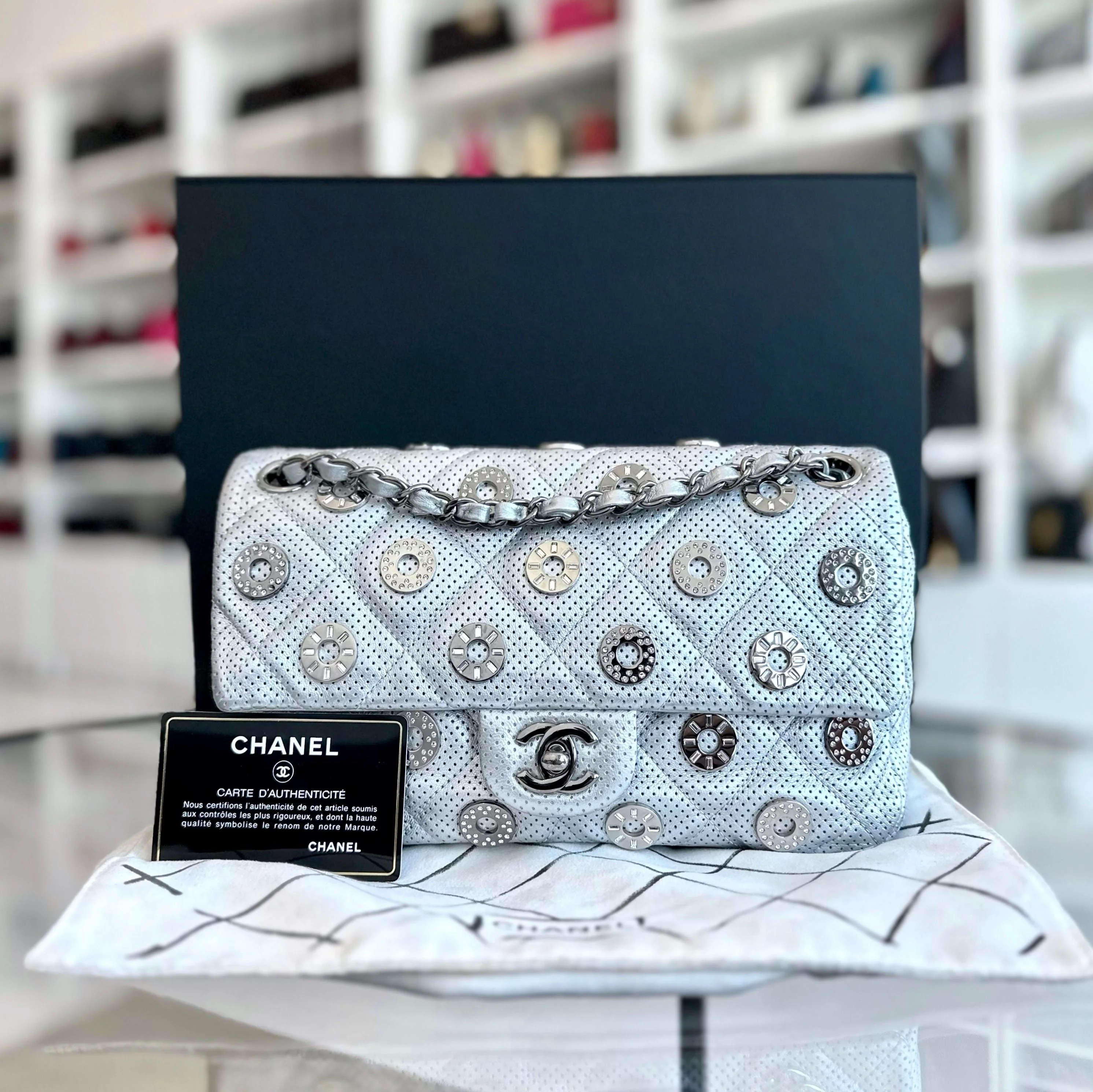 Chanel Cruise Paris-Dubai 2015 Seasonal Flap Perforated Metallic Lambskin With Eyelets No 20 - Best Luxury Designers