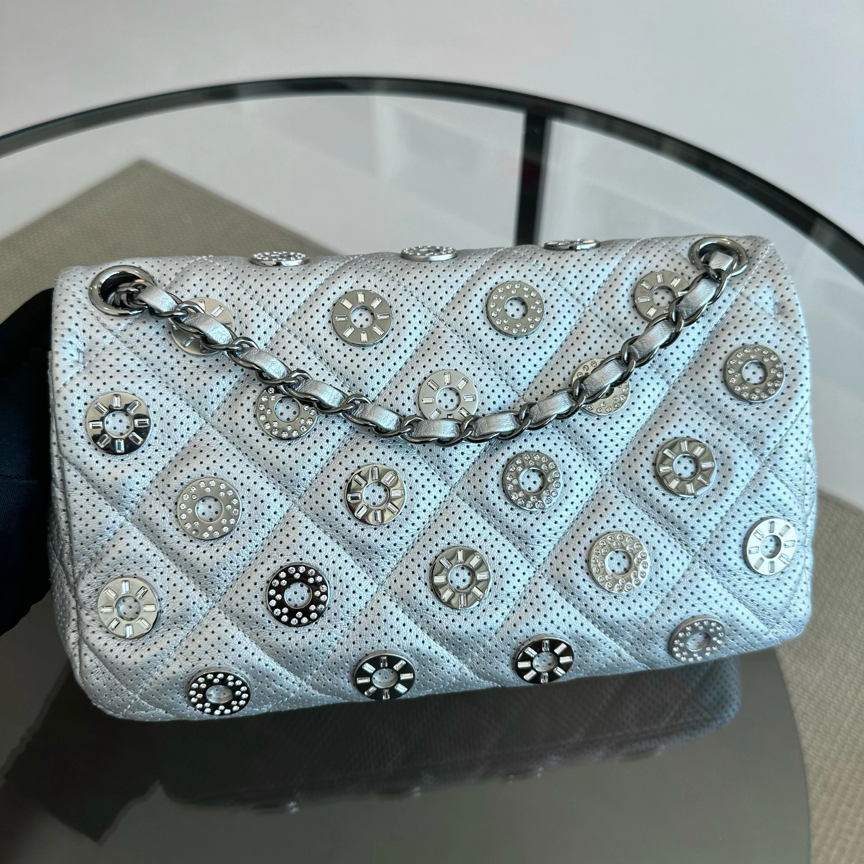 Chanel Cruise Paris-Dubai 2015 Seasonal Flap Perforated Metallic Lambskin With Eyelets No 20 - Best Luxury Designers