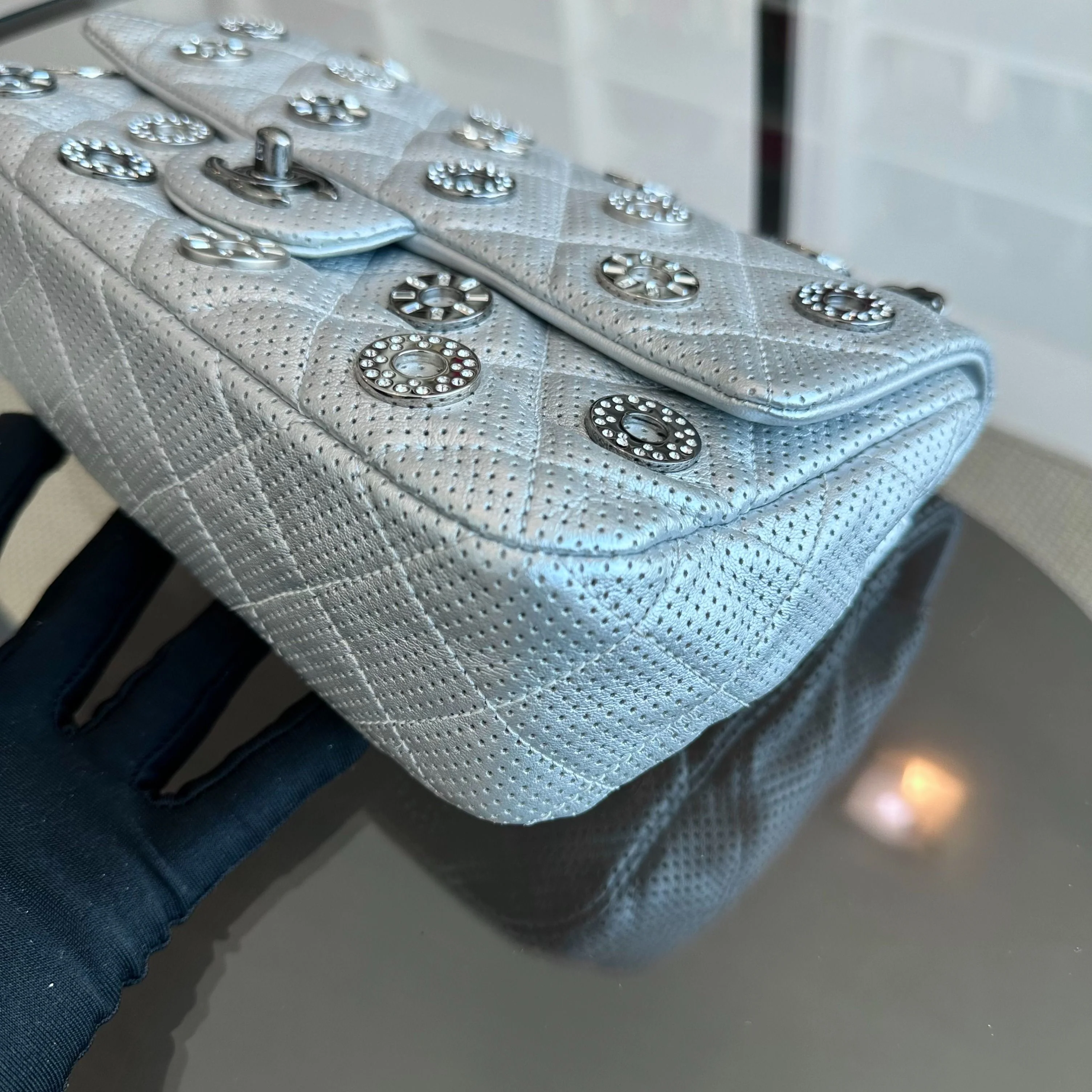 Chanel Cruise Paris-Dubai 2015 Seasonal Flap Perforated Metallic Lambskin With Eyelets No 20 - Best Luxury Designers