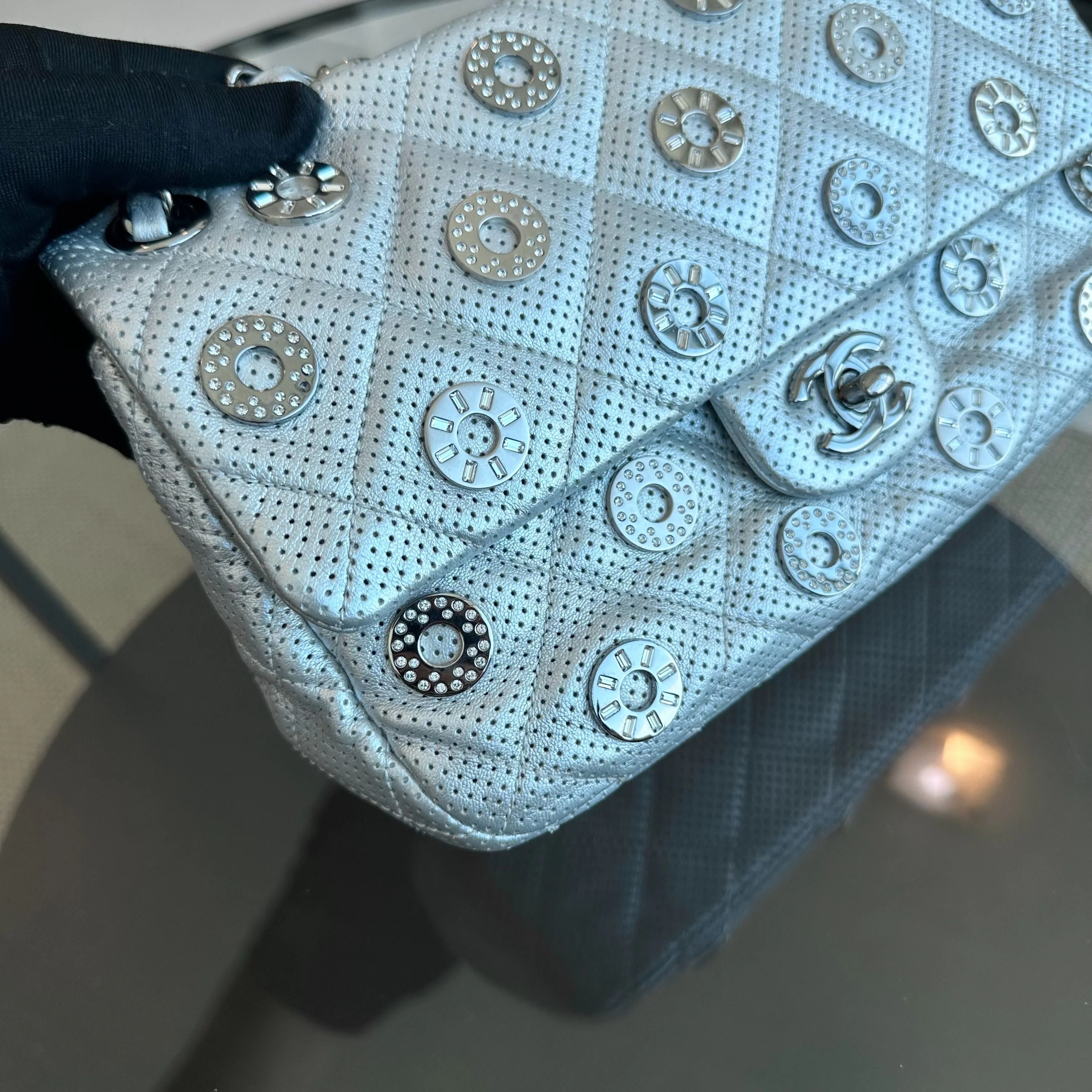 Chanel Cruise Paris-Dubai 2015 Seasonal Flap Perforated Metallic Lambskin With Eyelets No 20 - Best Luxury Designers