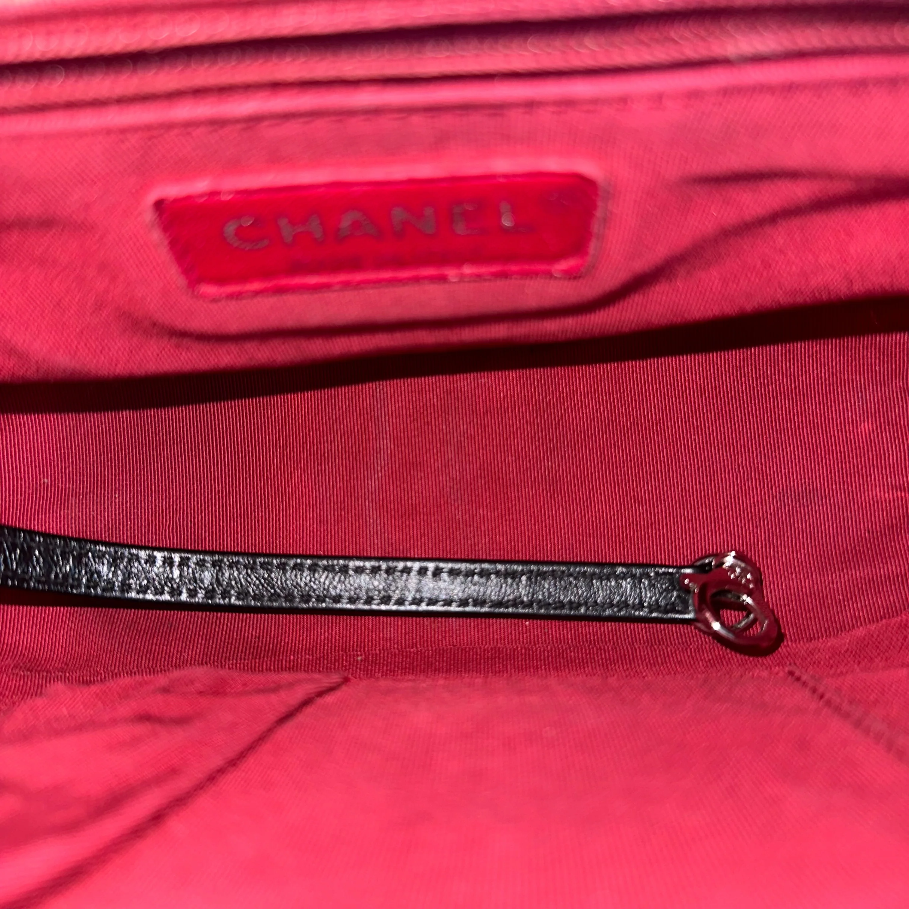 Chanel Gabrielle Small Hobo Chevron Calfskin White Black Two-Tone GHW No 27 - Best Luxury Designers