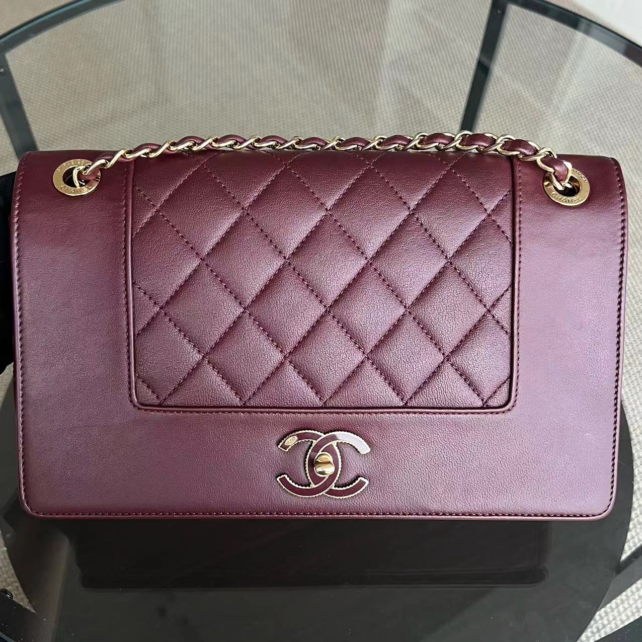 Chanel Mademoiselle Seasonal Flap Jumbo Quilted Lambskin Burgundy Golden Hardware Series 23 - Best Luxury Designers