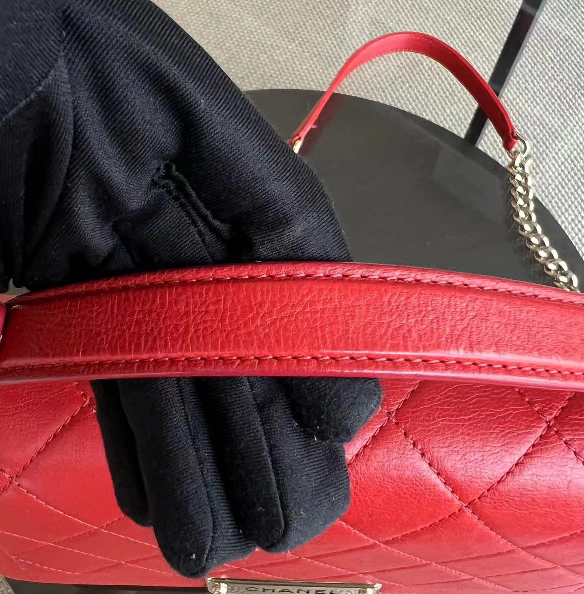 Chanel Medium Label Click Flap Quilted Grained Calfskin Red Golden Hardware Series 24 - Best Luxury Designers