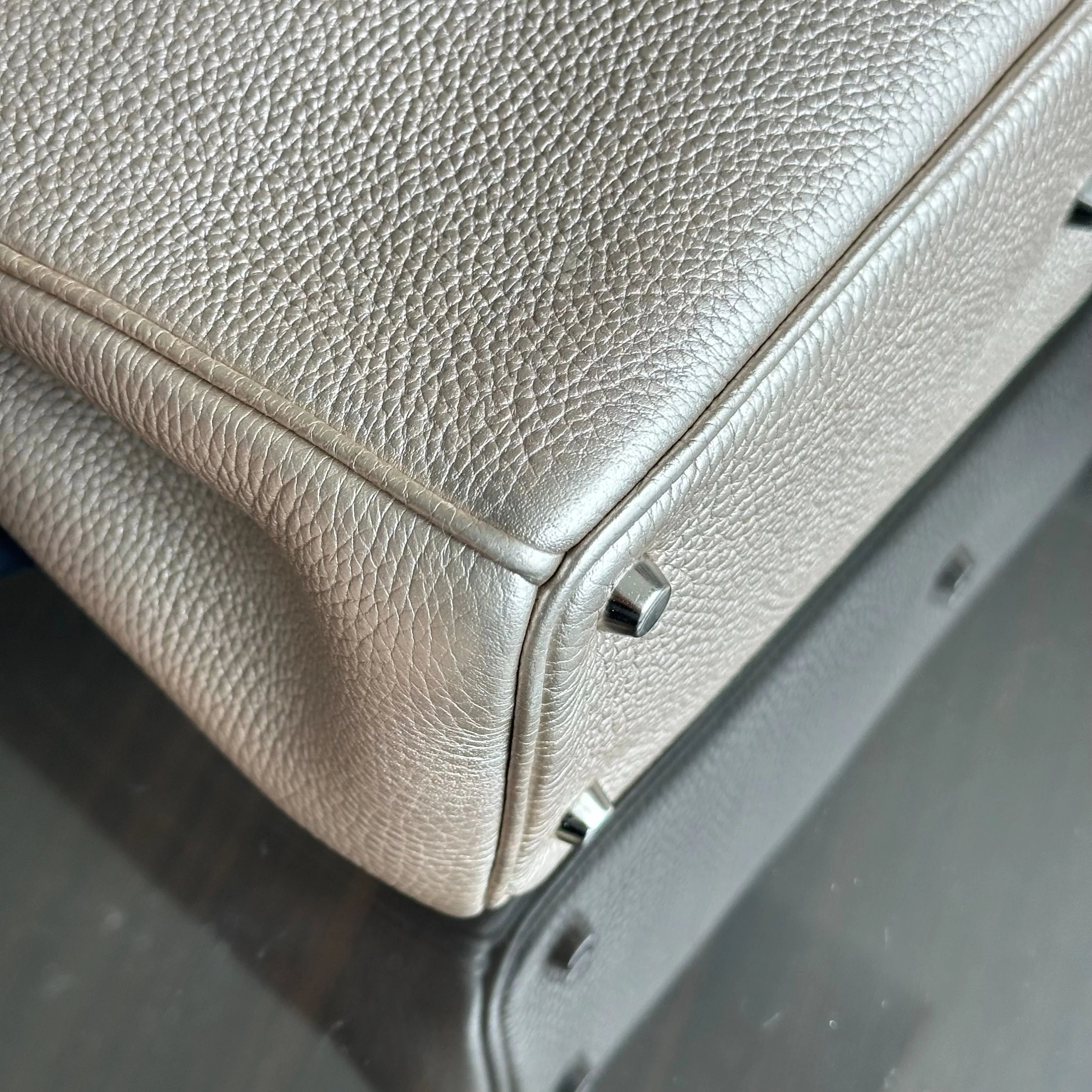 Dior Diorissimo Medium 31CM Grained Calfskin Gold GHW - Best Luxury Designers