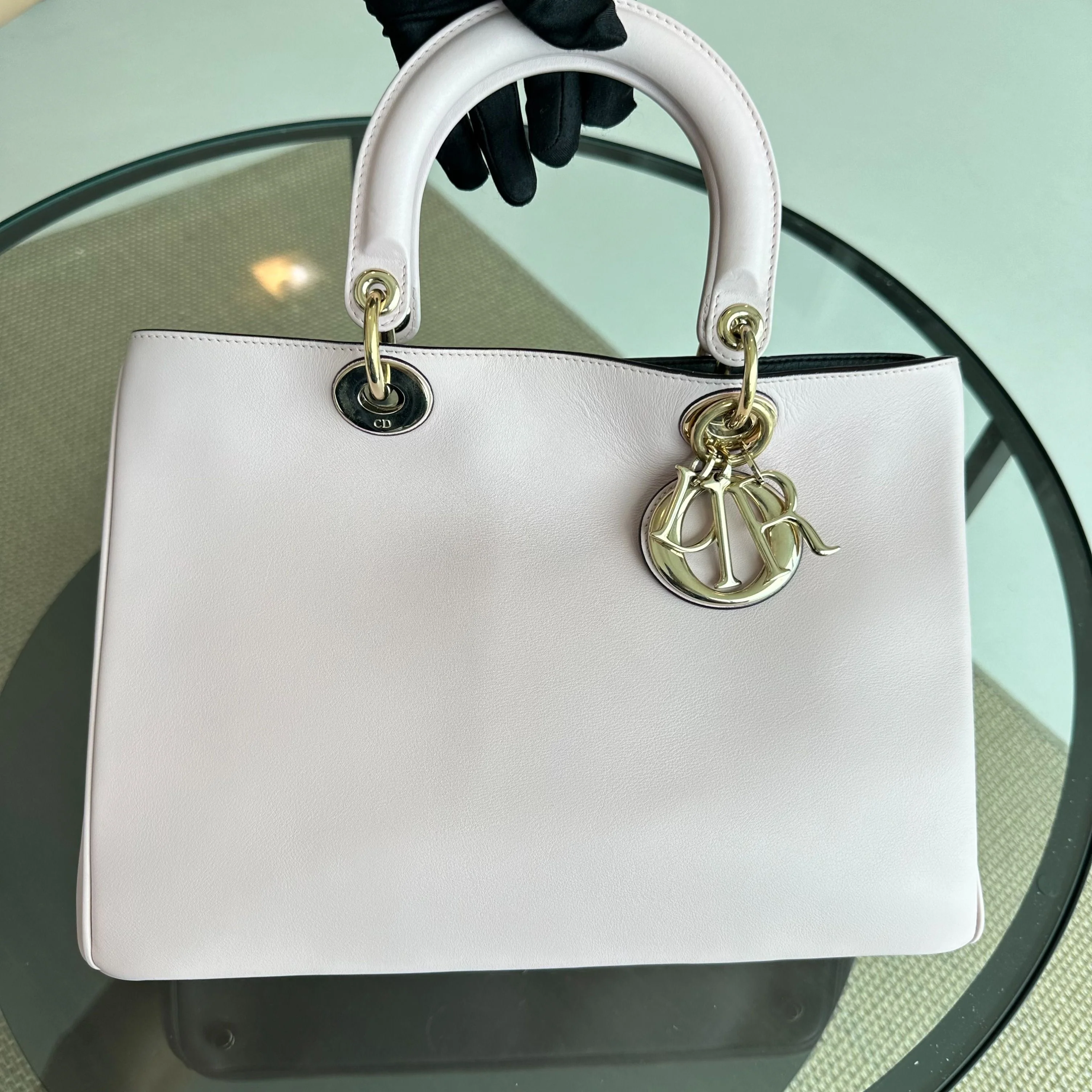 Dior Diorissimo Medium 31CM Smooth Calfskin Powder Pink GHW - Best Luxury Designers