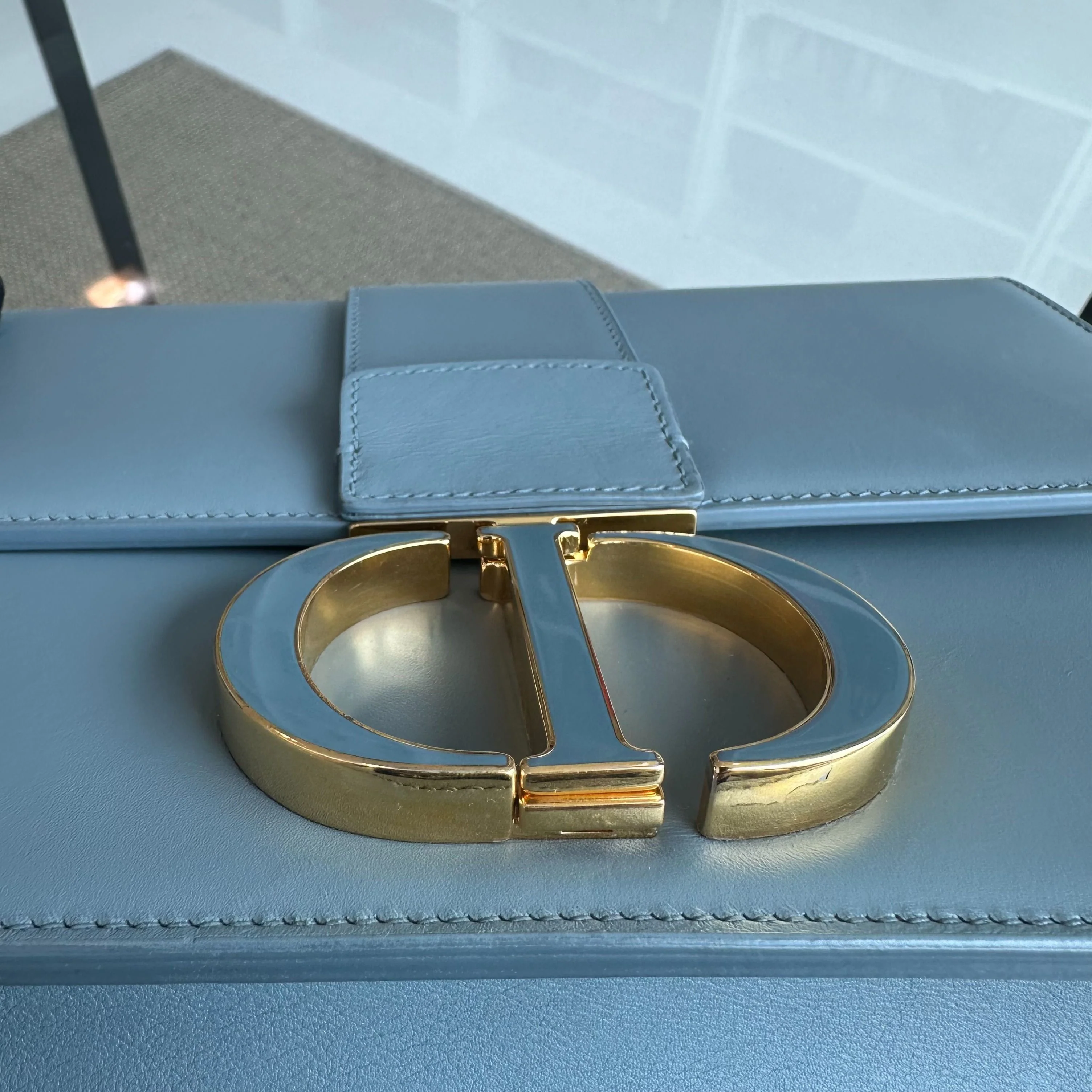 Montaigne 30 Calfskin Medium Haze Blue Shoulder Bag