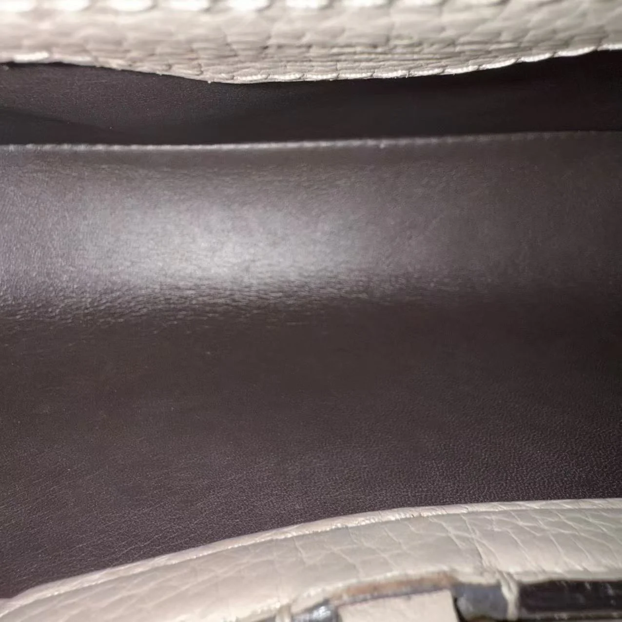 Louis Vuitton Capucines BB - Taurillon Grained Calfskin Light Beige Gold Hardware