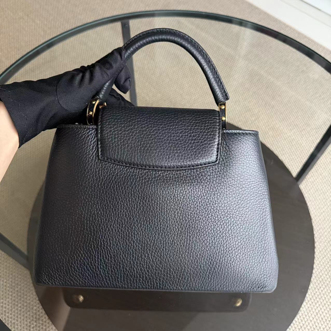 Louis Vuitton Capucines BB - Taurillon Grained Calfskin Noir Gold Hardware