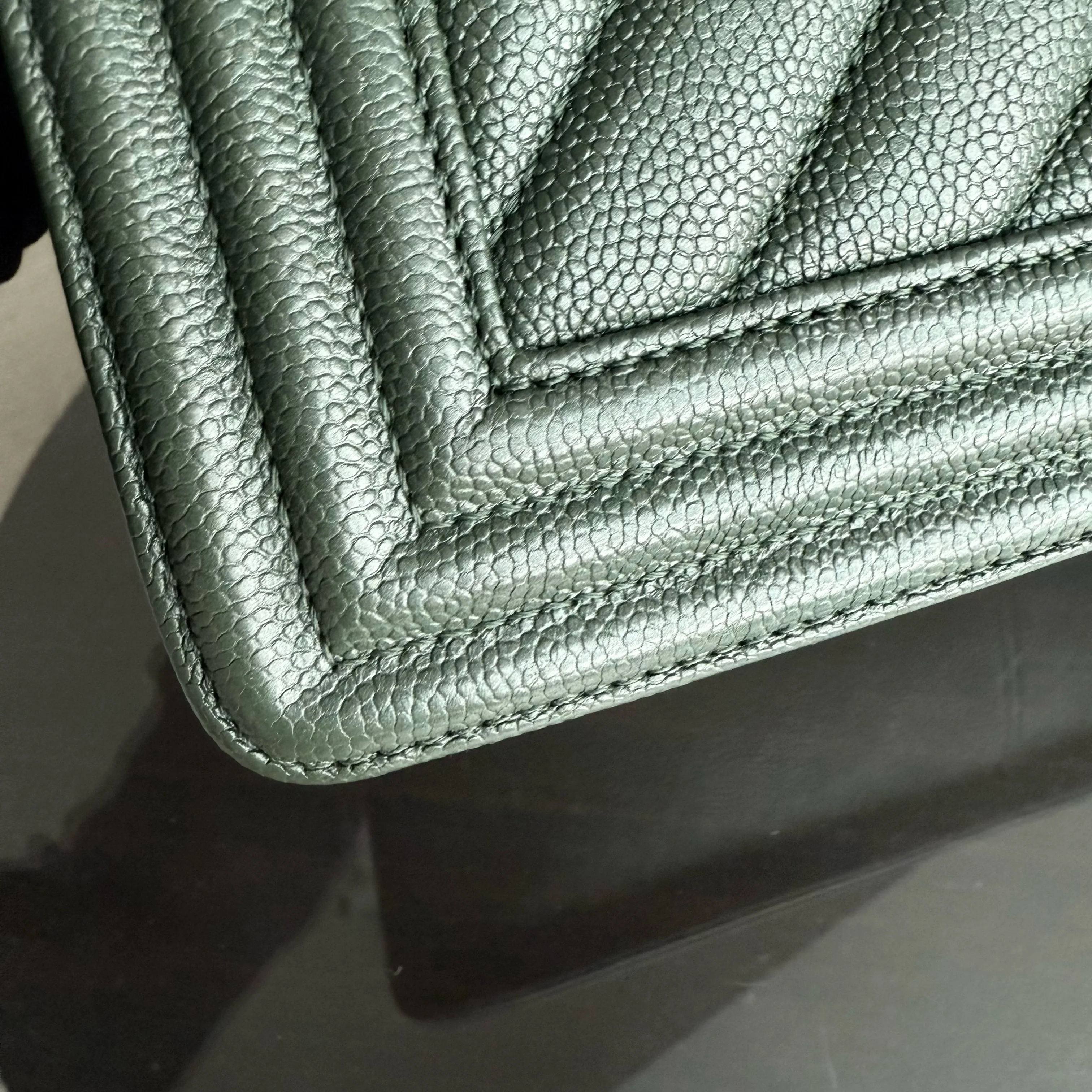 Chanel Boy Medium - Caviar 25CM Chevron Dark Green Ruthenium Silver Hardware Series 26