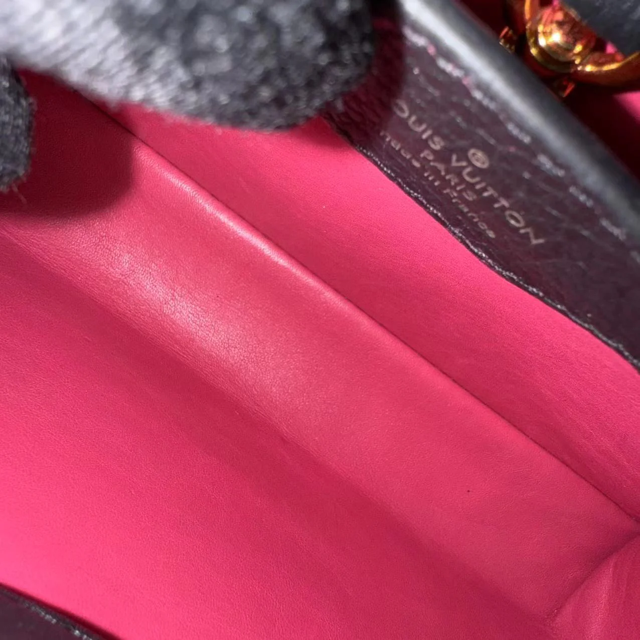 Louis Vuitton Capucines BB - Taurillon Grained Calfskin Noir Gold Hardware