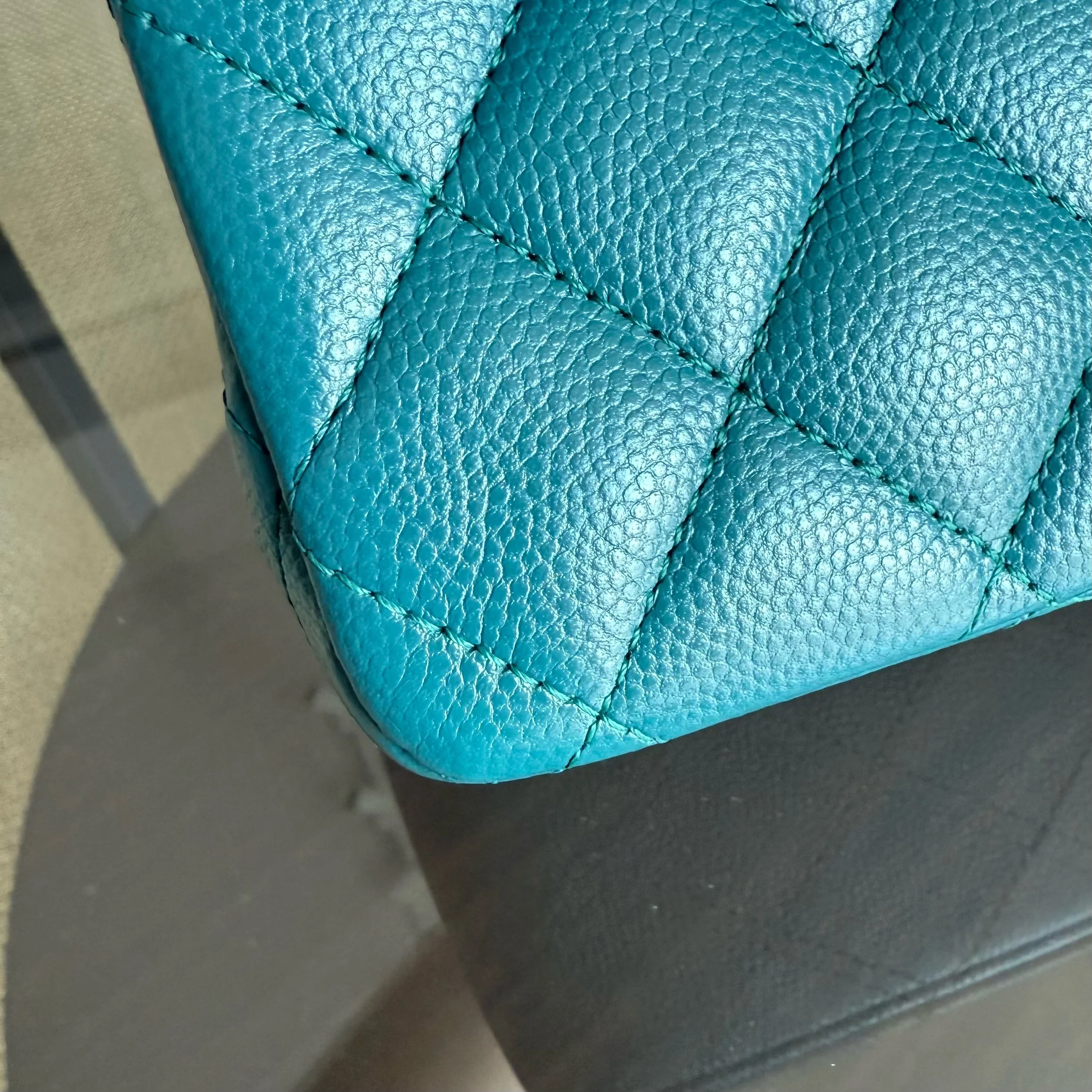 Chanel Classic Flap Medium - Caviar 25CM Quilted Grained Calfskin Blue Silver Hardware Series 26