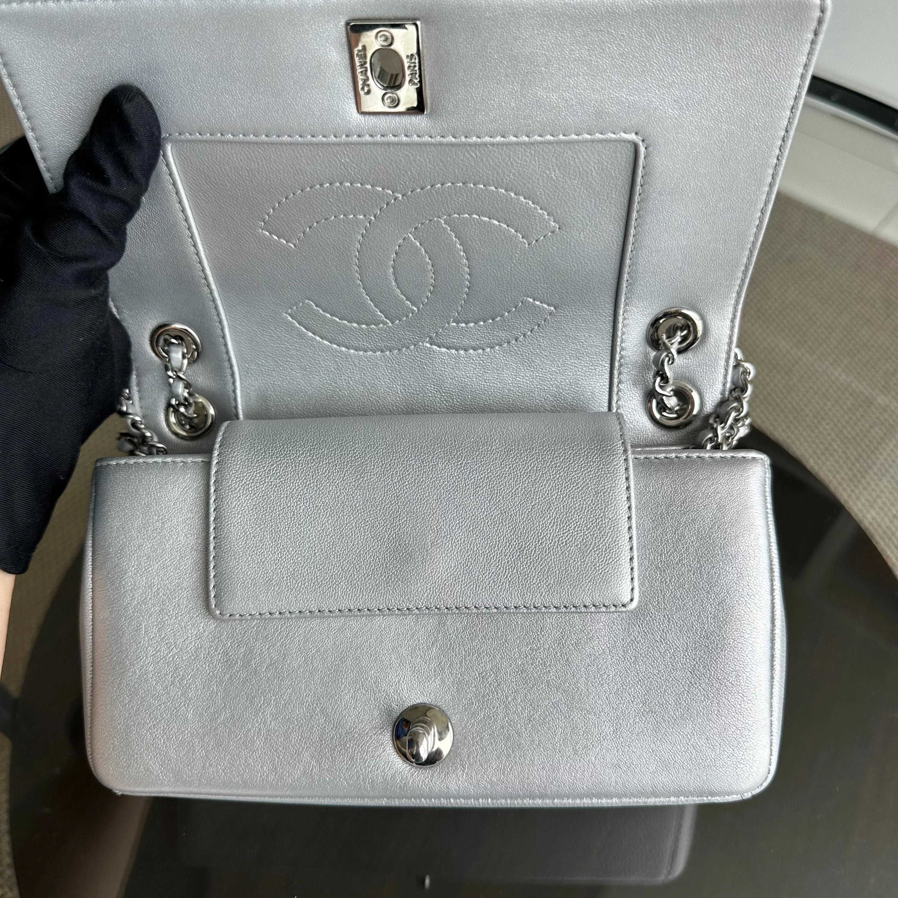 *Full Set, Receipt* Chanel Mademoiselle Small Seasonal Double Flap Chevron Calfskin Silver No 24 - Best Luxury Designers