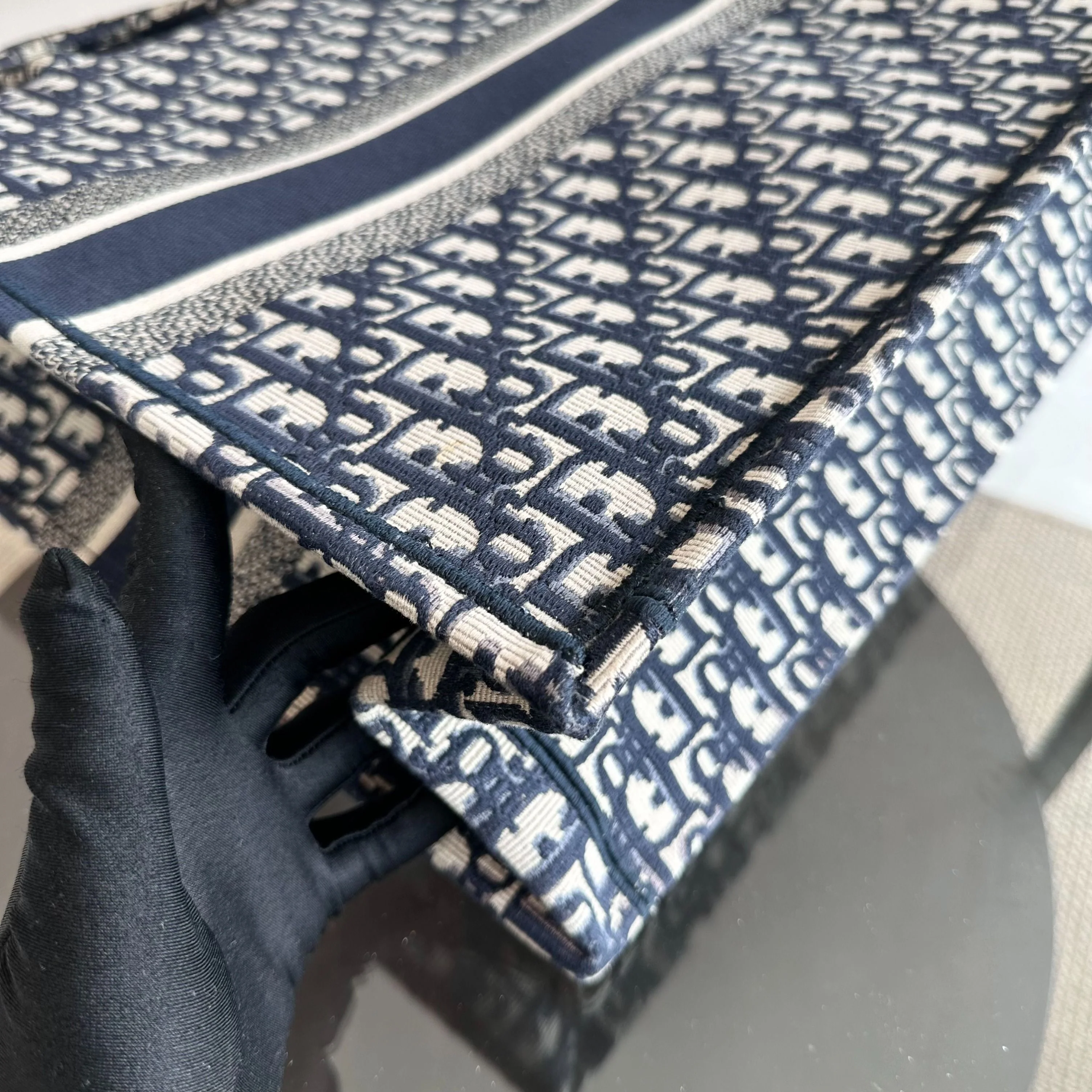 *Full Set, Receipt* Dior Book Tote Large Oblique Canvas Bag - Best Luxury Designers