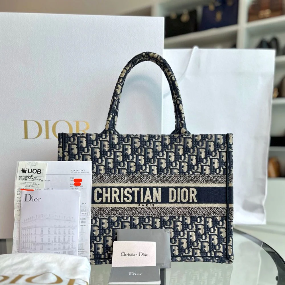 *Full Set, Receipt* Dior Book Tote Medium Oblique Canvas Blue - Best Luxury Designers