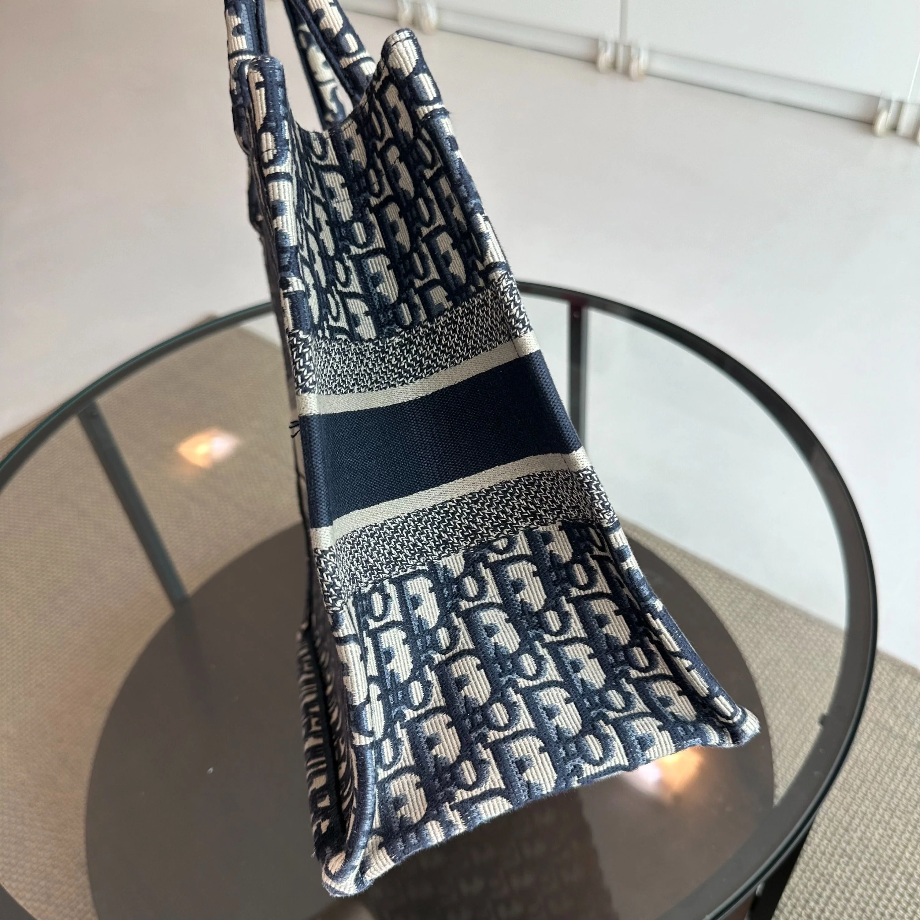 *Full Set, Receipt* Dior Book Tote Medium Oblique Canvas Blue - Best Luxury Designers