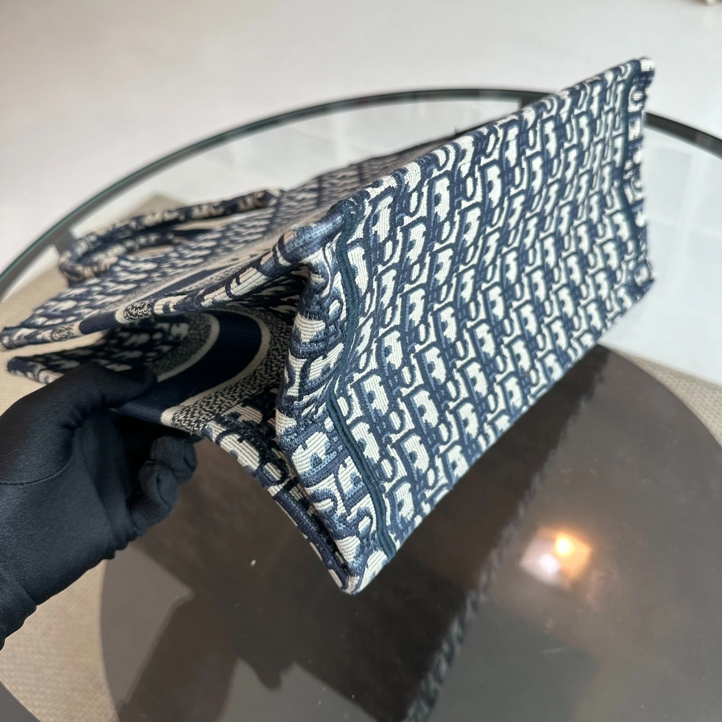 *Full Set, Receipt* Dior Book Tote Medium Oblique Canvas Blue - Best Luxury Designers