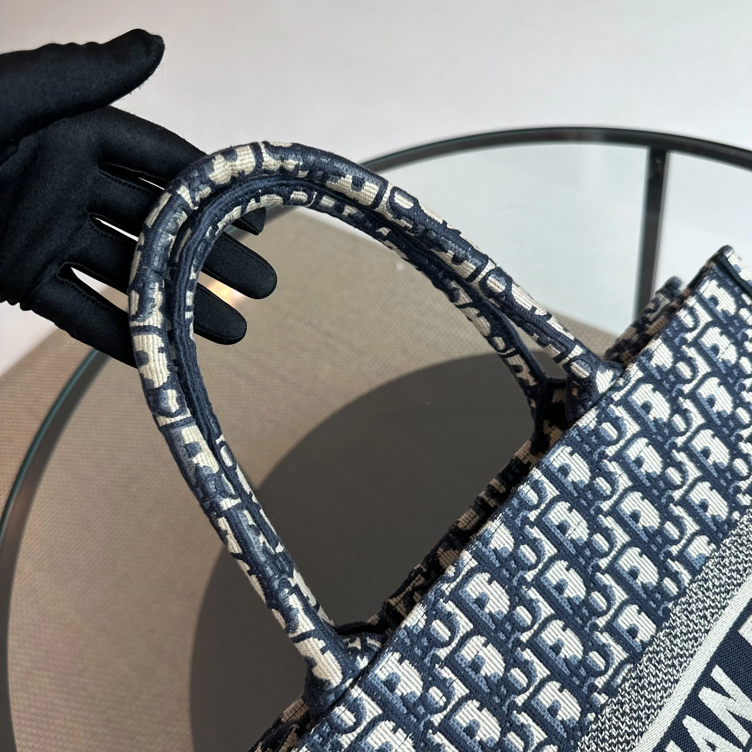 *Full Set, Receipt* Dior Book Tote Medium Oblique Canvas Blue - Best Luxury Designers