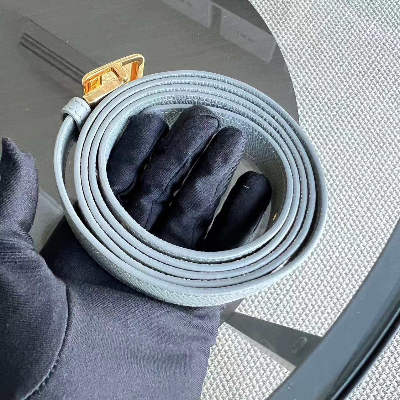 *Like New* Dior Montaigne 30 Grained Calfskin Haze Blue Golden Hardware - Best Luxury Designers