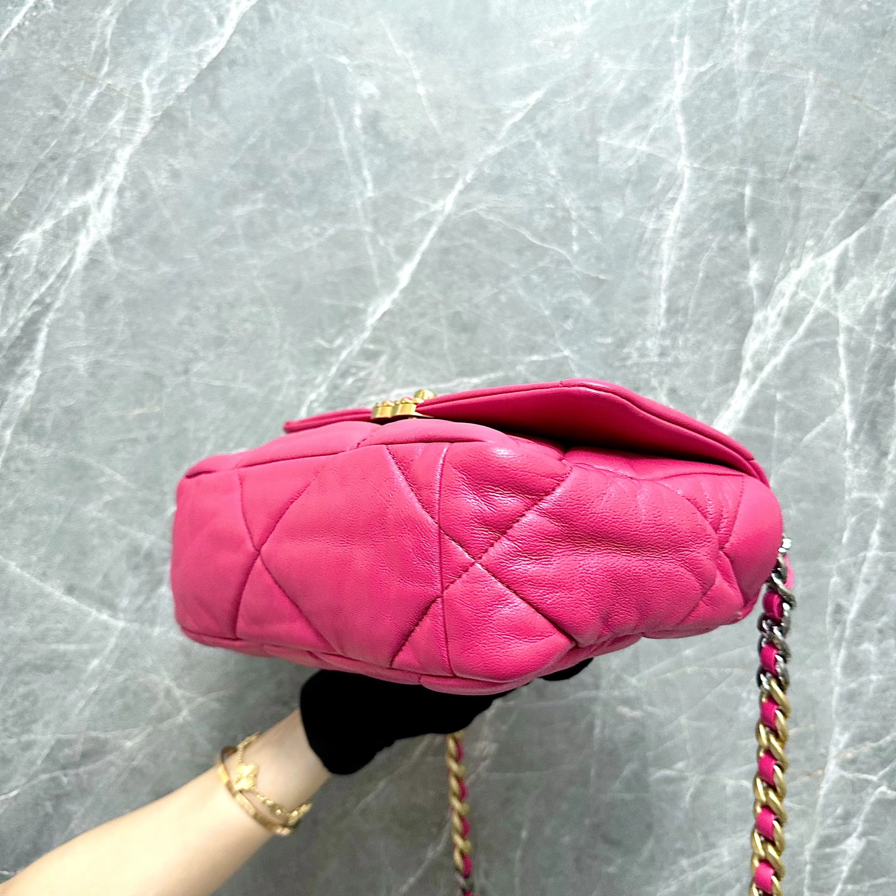 *Like New Full Set* Chanel C19 Small Goatskin Hot Pink GHW No 29 - Best Luxury Designers
