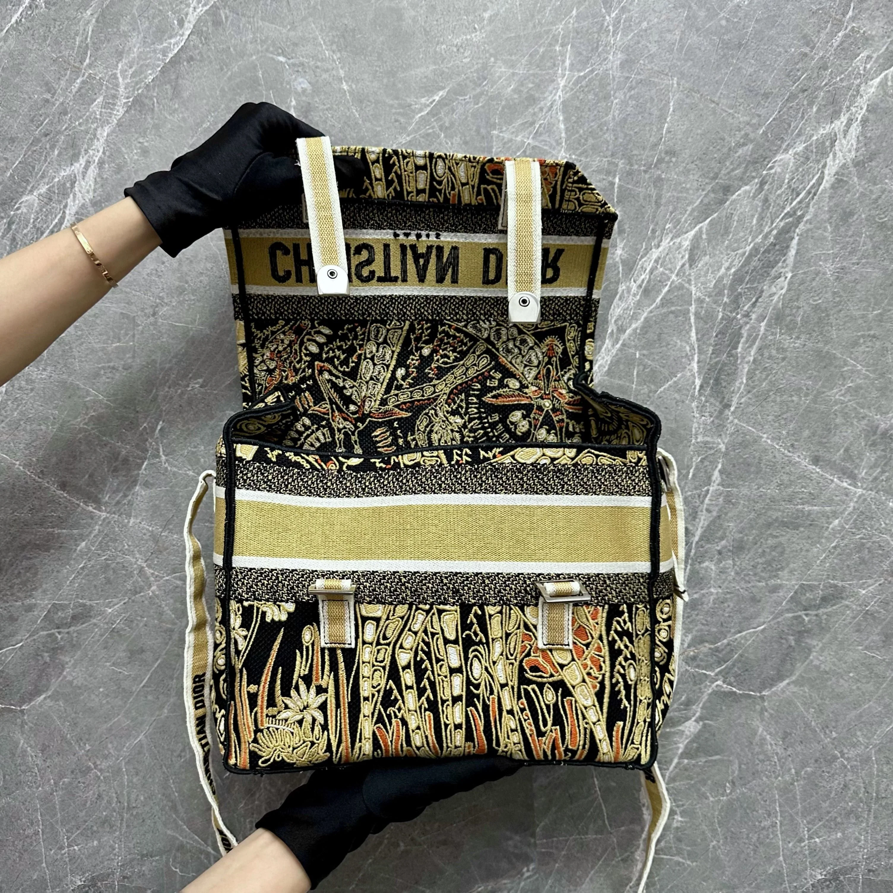 *Like New, Receipt* Dior Diorcamp Medium Oblique Camp Messenger Yellow Bag - Best Luxury Designers