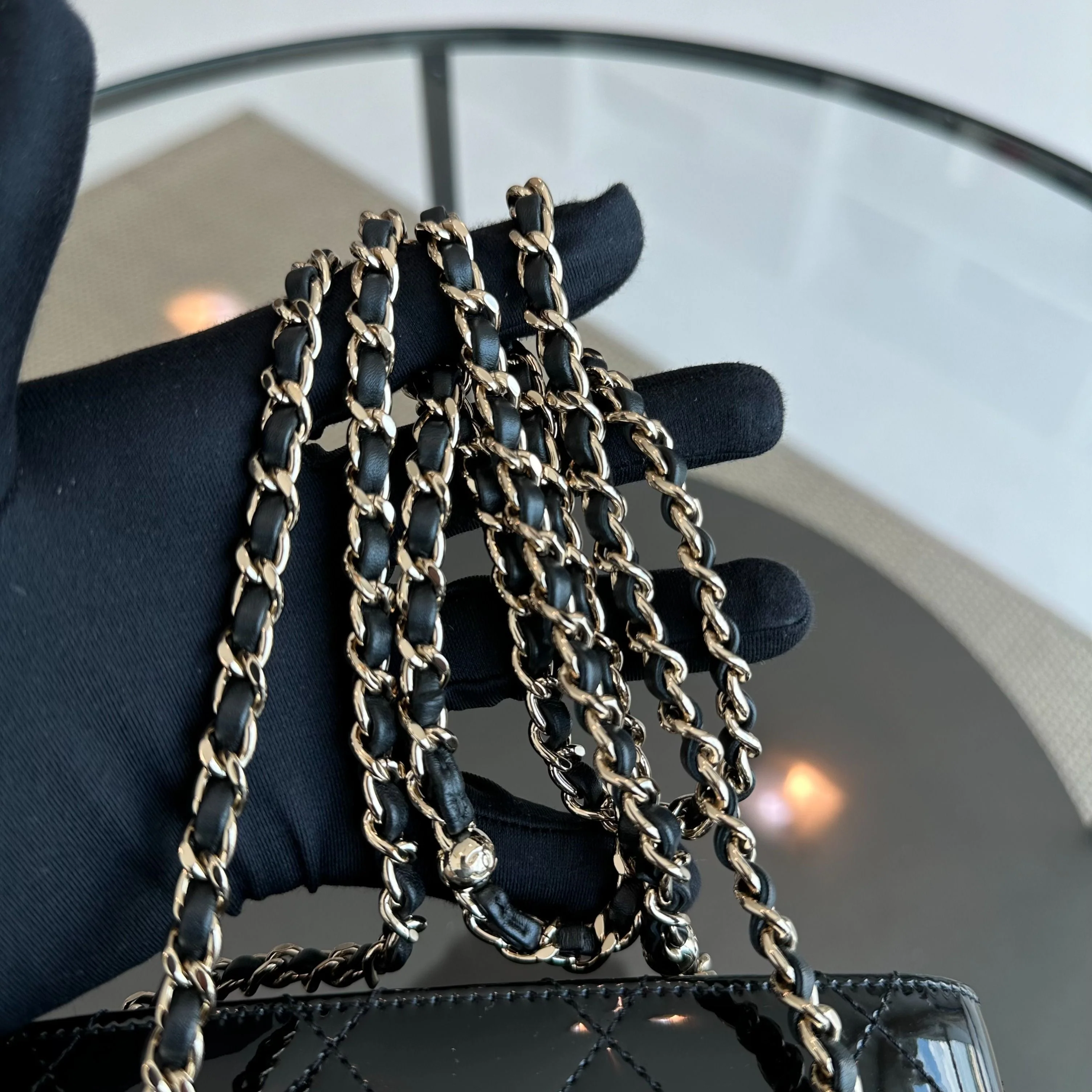 *Microchip, Full Set* Chanel 2022/23 Fall Winter Collection Mini Camera Quilted Patent Leather Black GHW - Best Luxury Designers