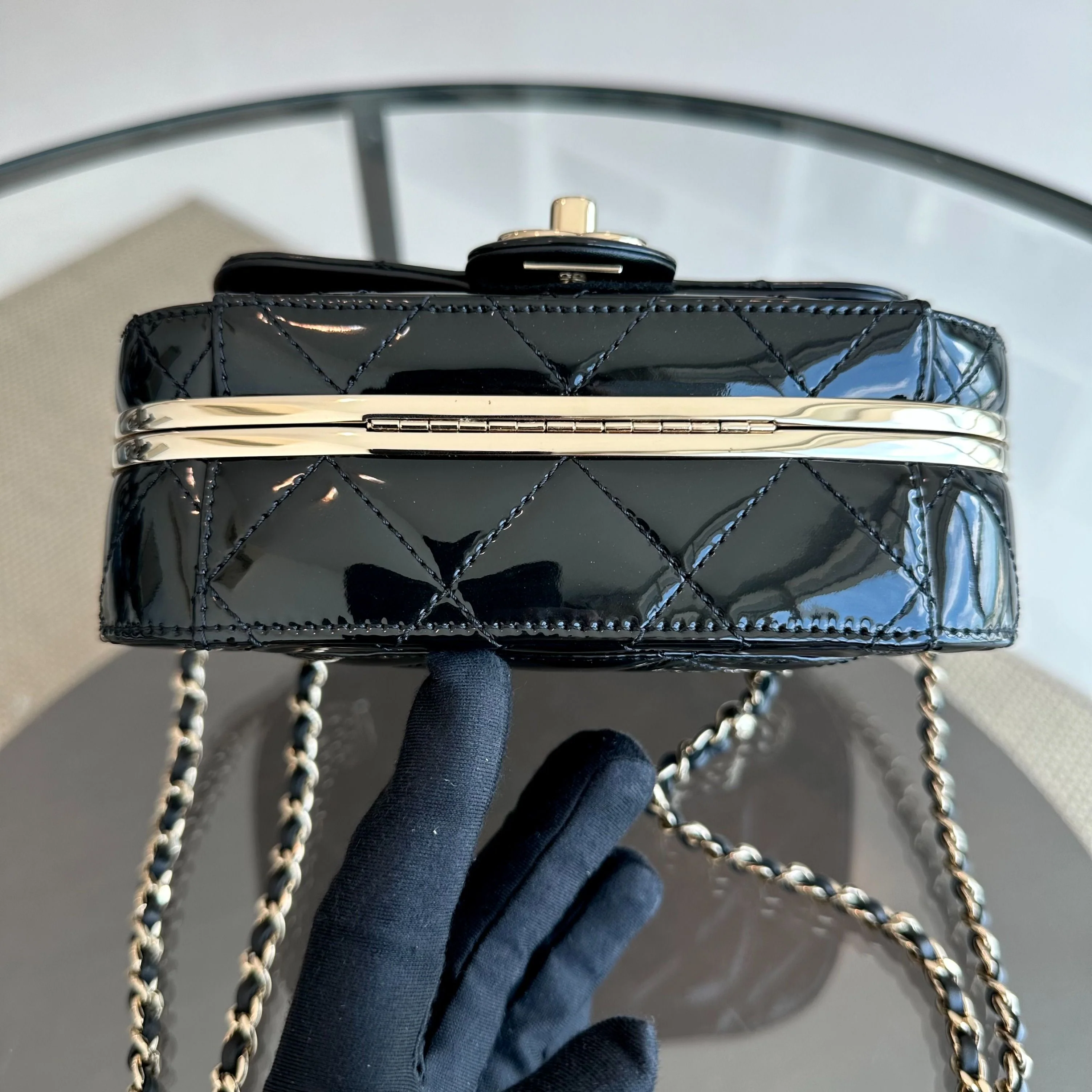 *Microchip, Full Set* Chanel 2022/23 Fall Winter Collection Mini Camera Quilted Patent Leather Black GHW - Best Luxury Designers