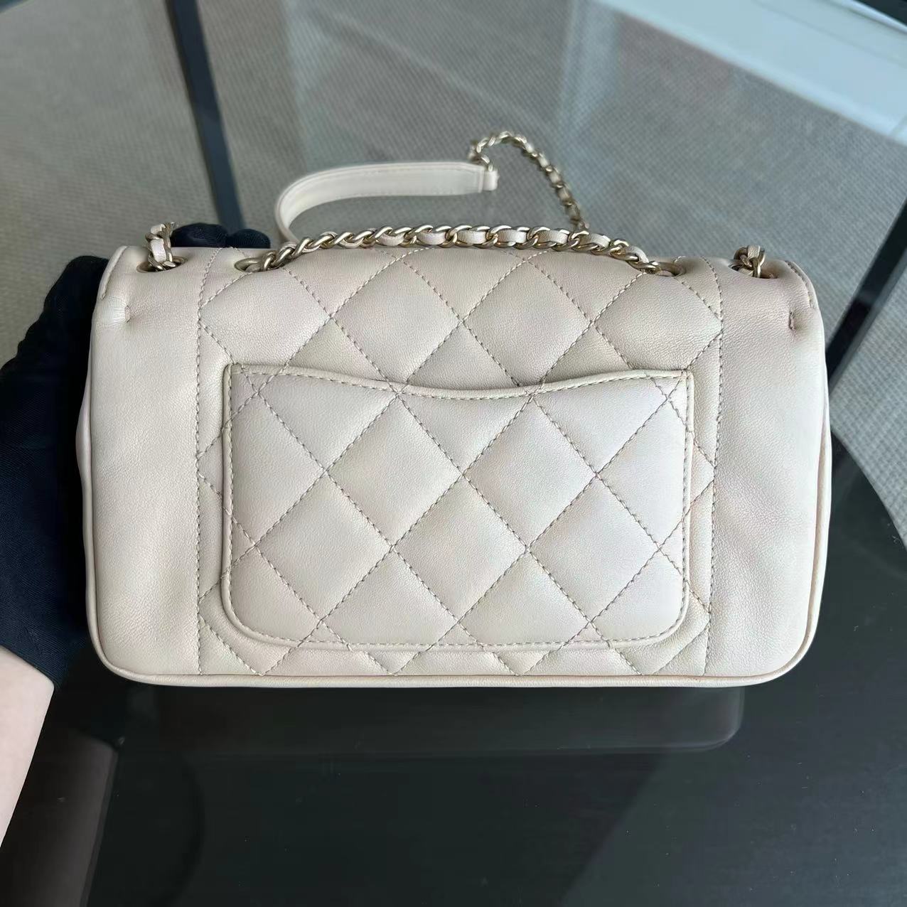 *Modern Reissue 2015* Chanel Diana Small 22CM Quilted Lambskin Beige Golden Hardware Series 20 - Best Luxury Designers