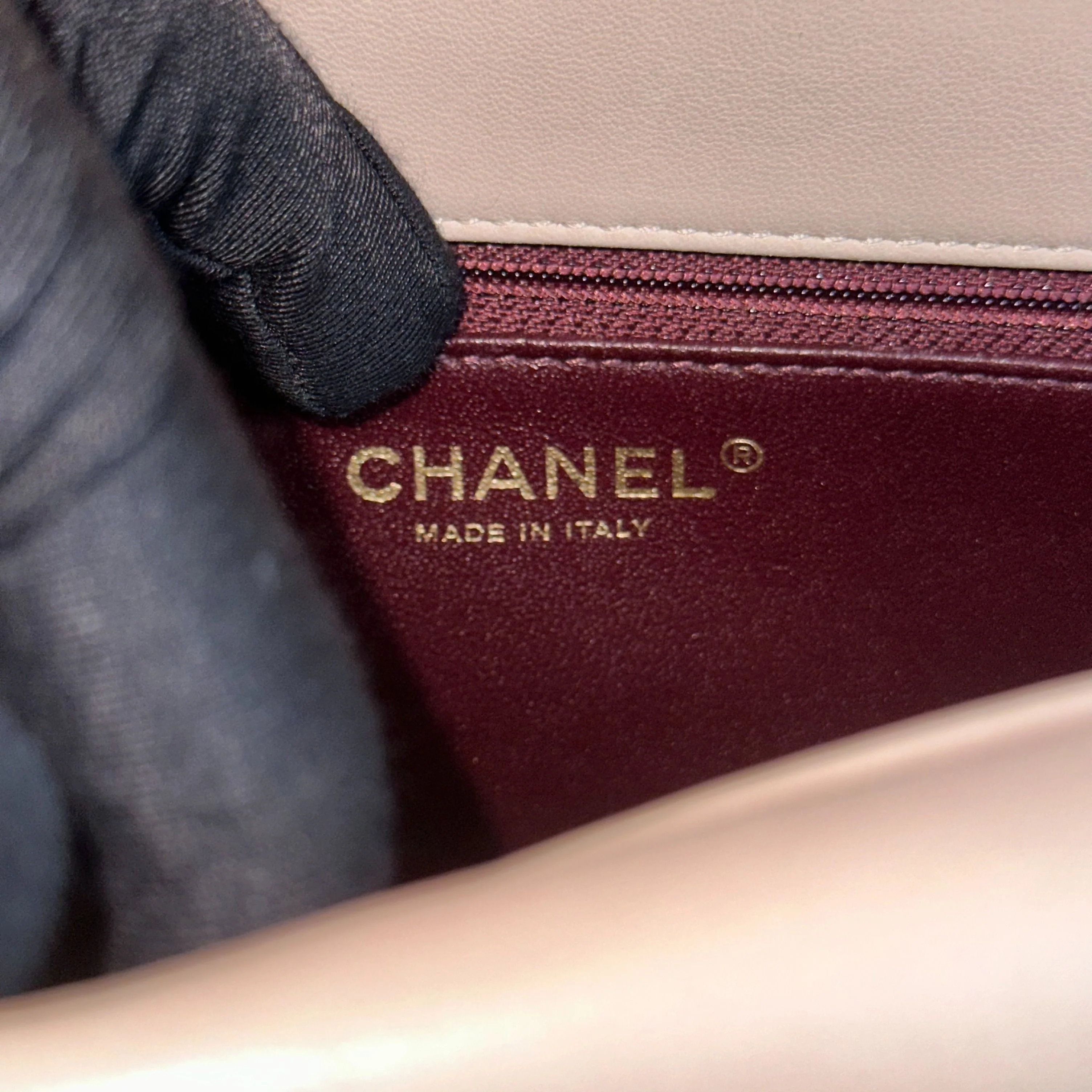 *Modern Reissue, Like New* Chanel Diana Jumbo 28CM Quilted Lambskin Beige GHW No 20 - Best Luxury Designers