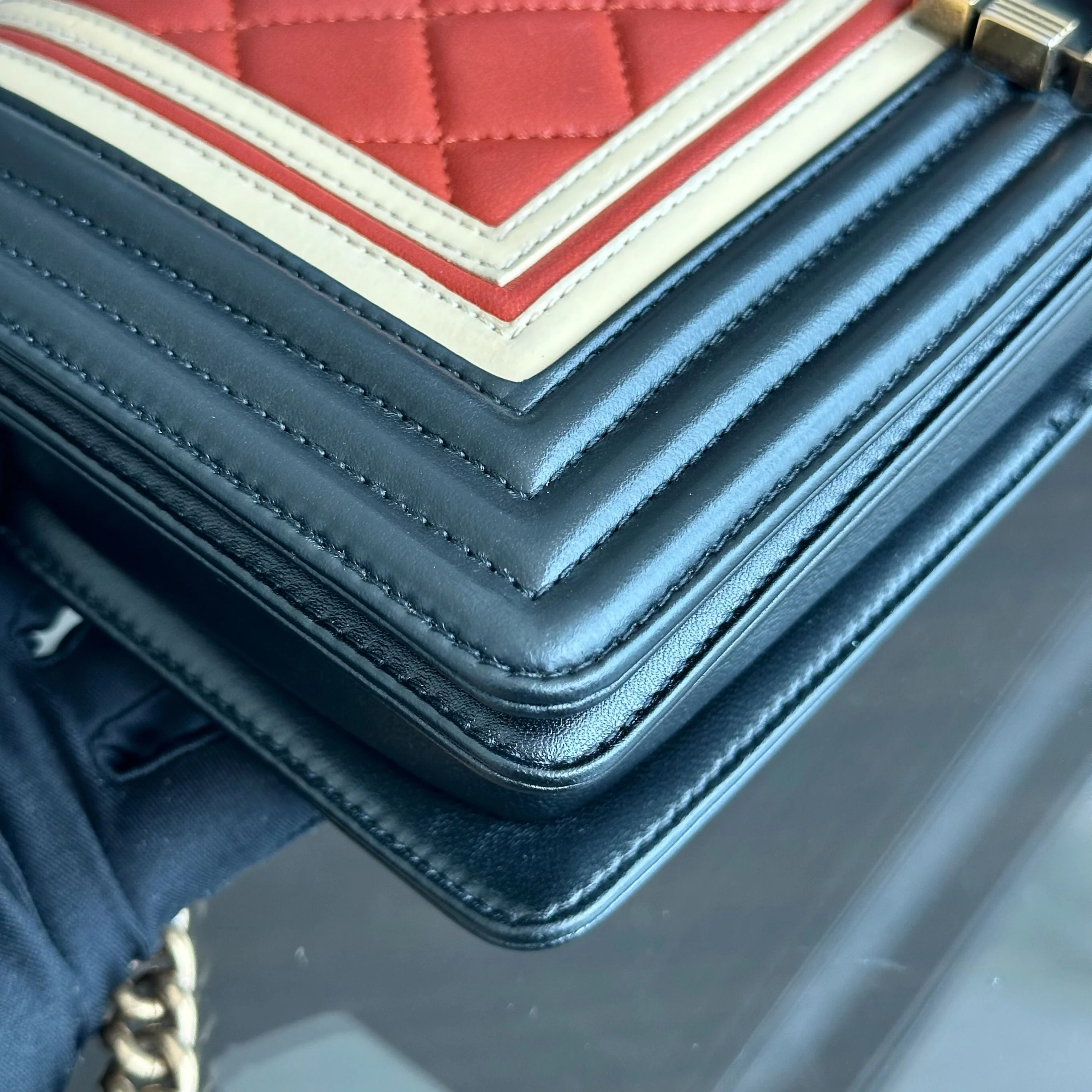 *Receipt* Chanel Boy East West Crest Lambskin Embellished Cruise 2016 Leboy Shoulder Bag No 21 - Best Luxury Designers