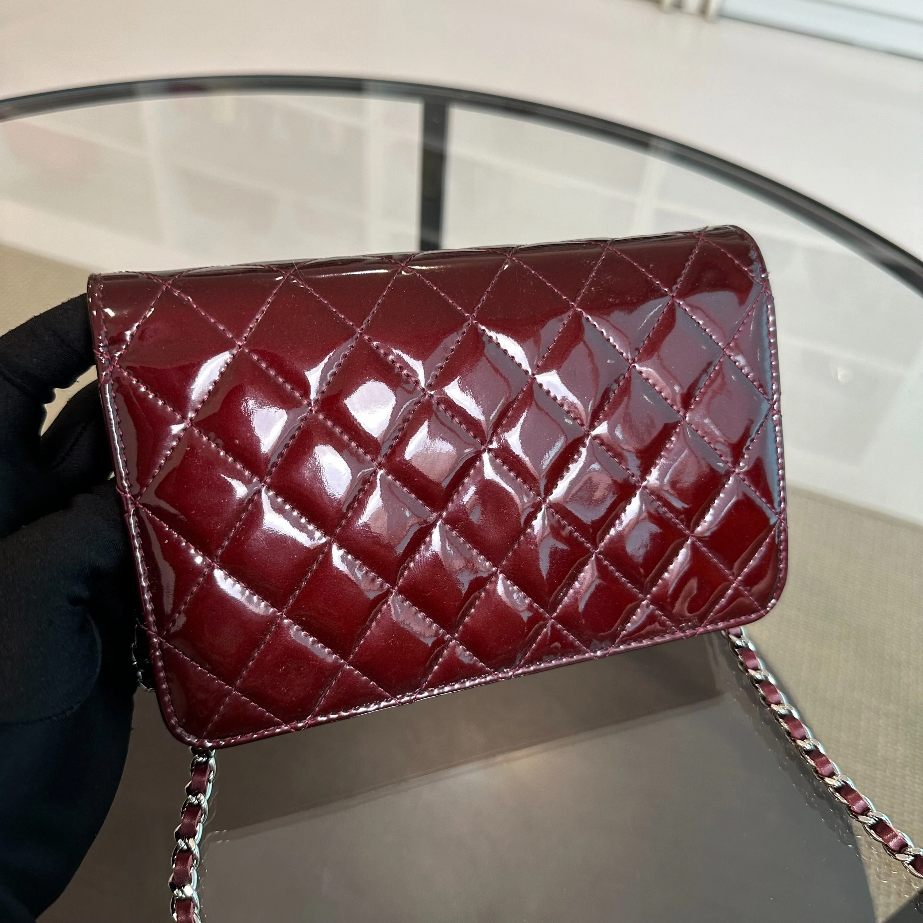 *Receipt* Chanel WOC Wallet On Chain Plum Patent Leather SHW No 18 - Best Luxury Designers