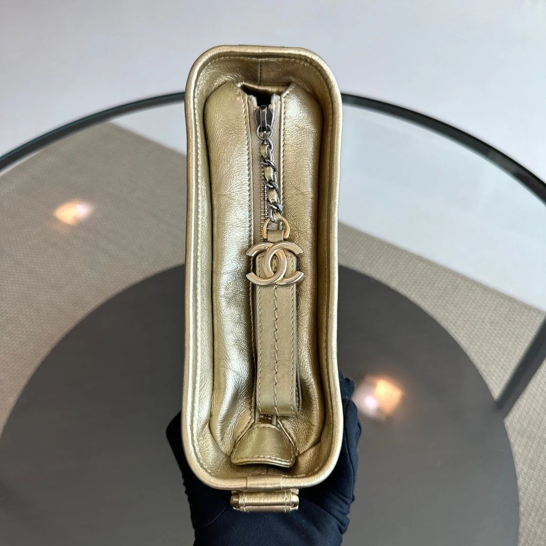 Small Hobo Quilted Calfskin Gold GHW No 23 - Best Luxury Designers