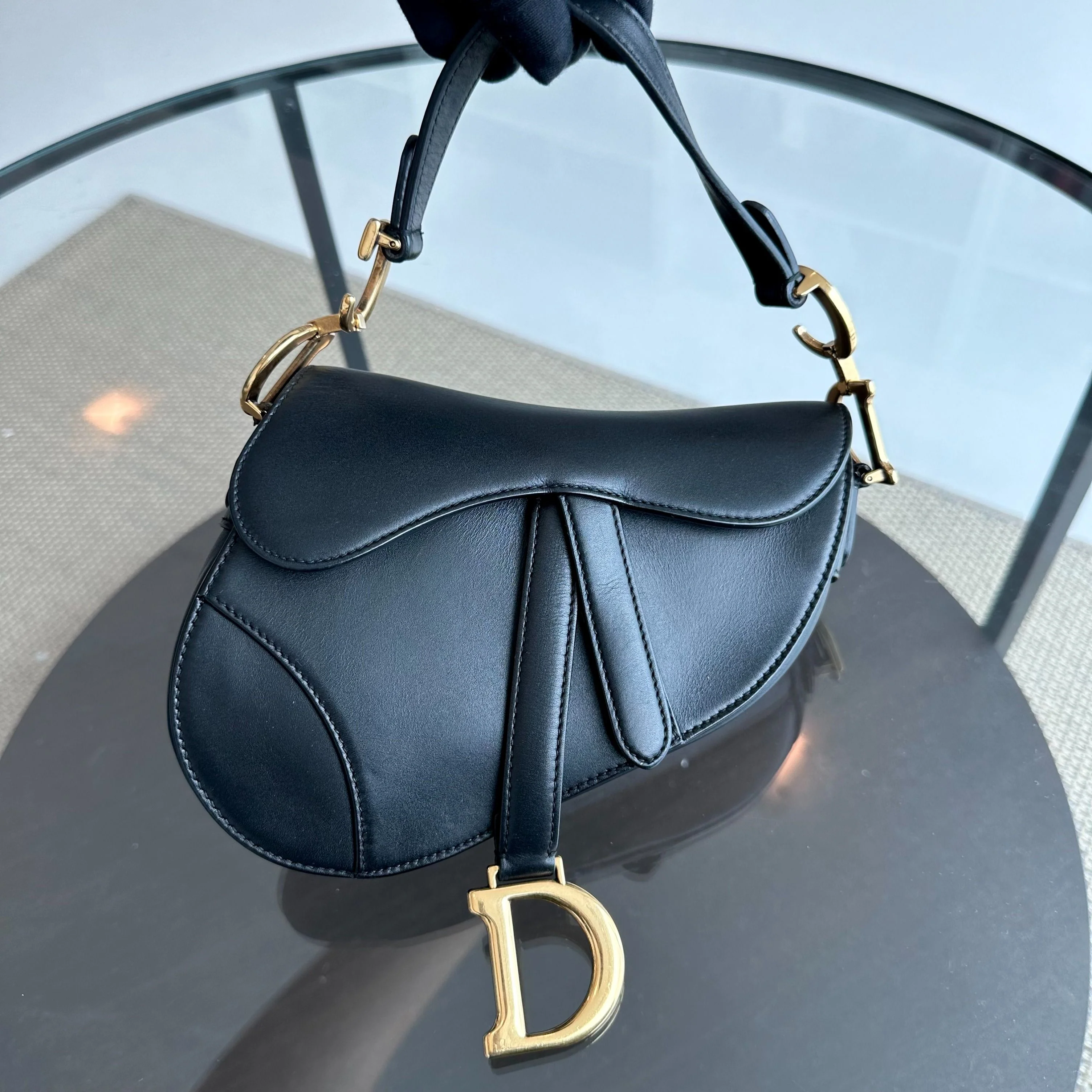 *With Strap* Dior Saddle Small 21CM Smooth Calfskin Black GHW Shoulder Bag - Best Luxury Designers