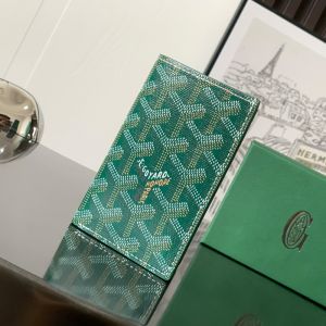 Goyard Saint-Pierre Card Wallet In Goyardine Canvas Green