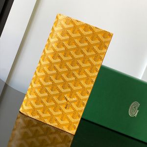 Goyard Saint-Roch Travel Wallet In Goyardine Canvas Yellow