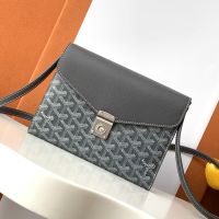 Goyard Chypre Wallet-Pouch In Goyardine Canvas Grey