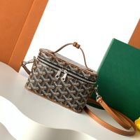 Goyard Muse Mini Vanity Case In Goyardine Canvas Brown